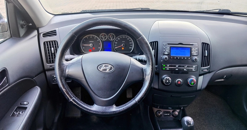 Hyundai I30 cena 19500 przebieg: 171000, rok produkcji 2011 z Olsztynek małe 154